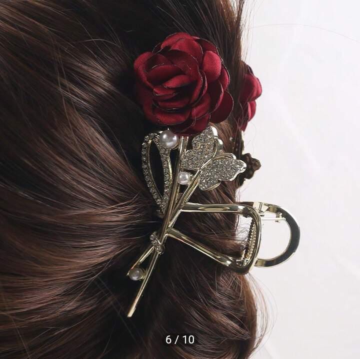 Rose Metallic Claw Clip
