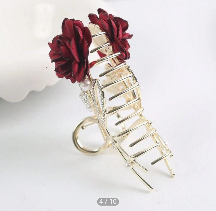 Rose Metallic Claw Clip