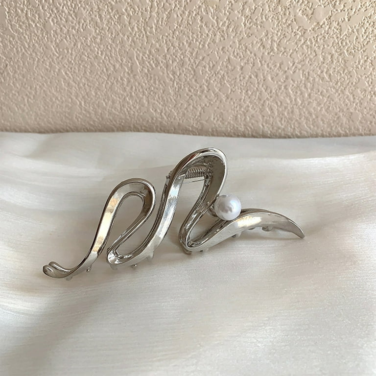 Faux Pearl Claw Clip