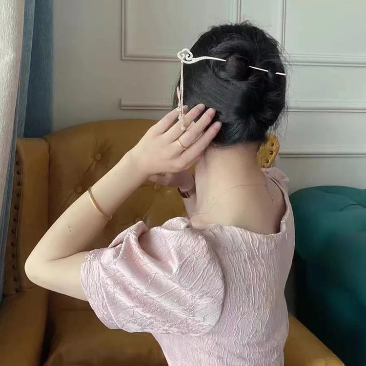 Metal Cloud Hair Pin